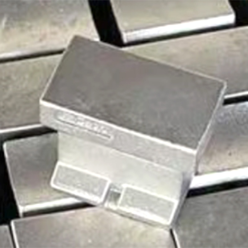 Katumpakan ang paghahagis ng briquetting